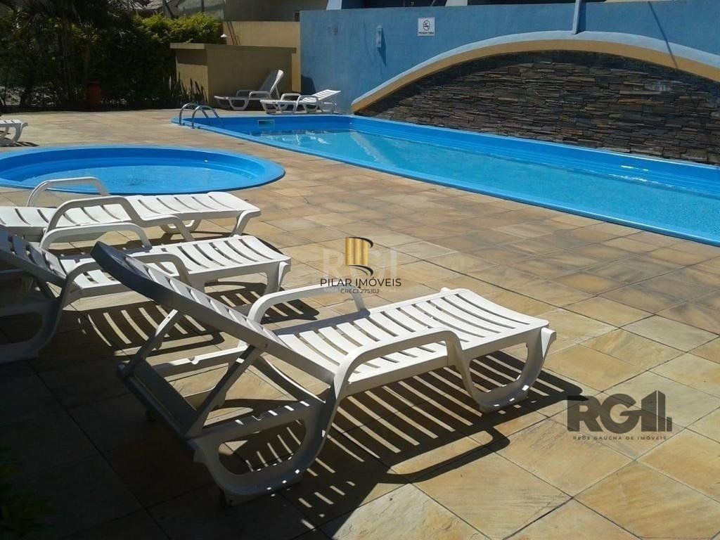 Casa em Condomínio no Humaitá de 2 dormitórios vaga e infra