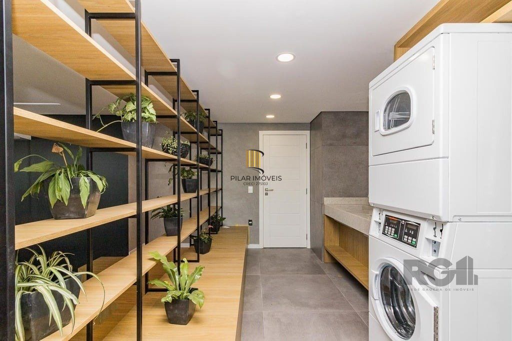 Apartamento no bairro Azenha 1 dormitório 1 vaga - Azenha