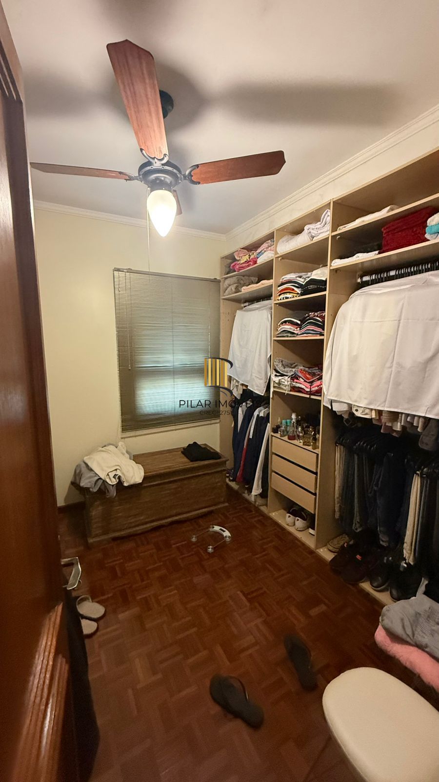 Casa 3 dormitórios no bairro Ipanema