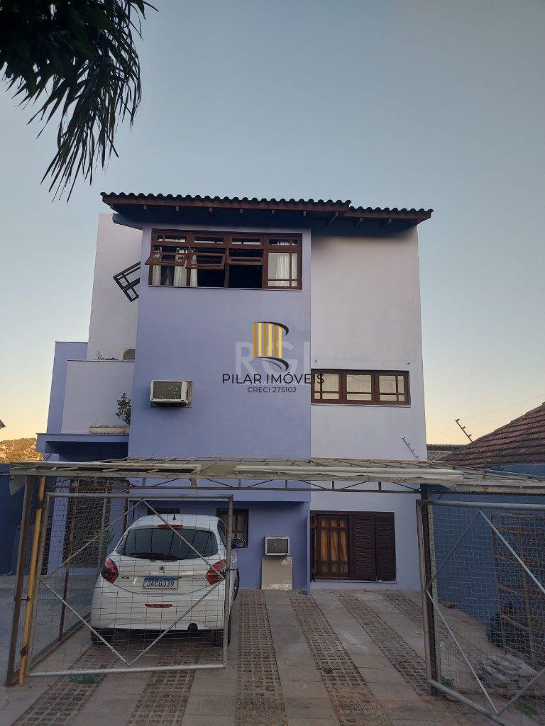 Casa de 5 dormitórios 6 vagas -no  Cristal