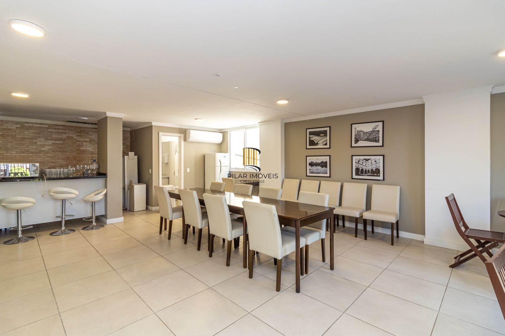 Apartamento no Jardim Botânico de 2 dormitórios e vaga DESOCUPADO