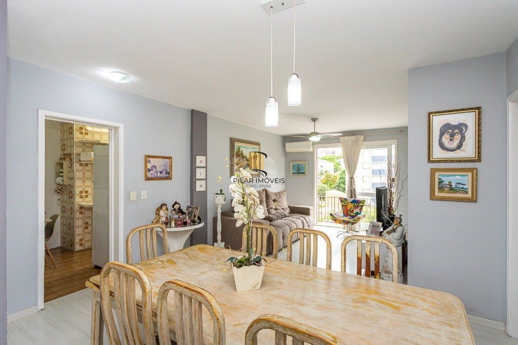 Apartamento de 03 dormitórios (01suíte), com vaga, no bairro São João, em Porto Alegre RS