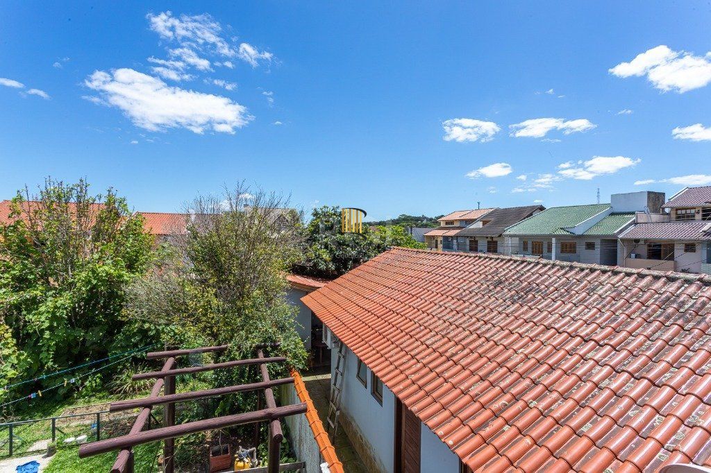 Casa na zona sul de 4 dormitórios 2 vagas - Espirito Santo