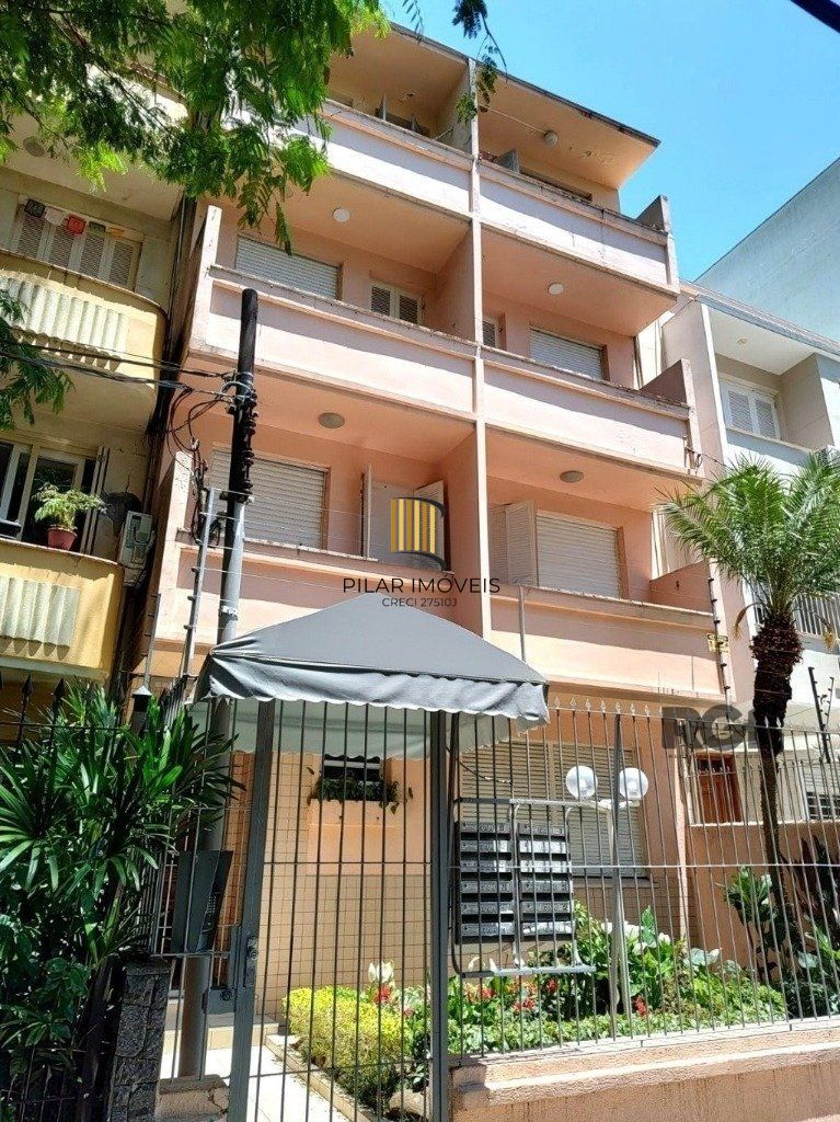 Apartamento no Bom Fim de 2 dormitórios desocupado
