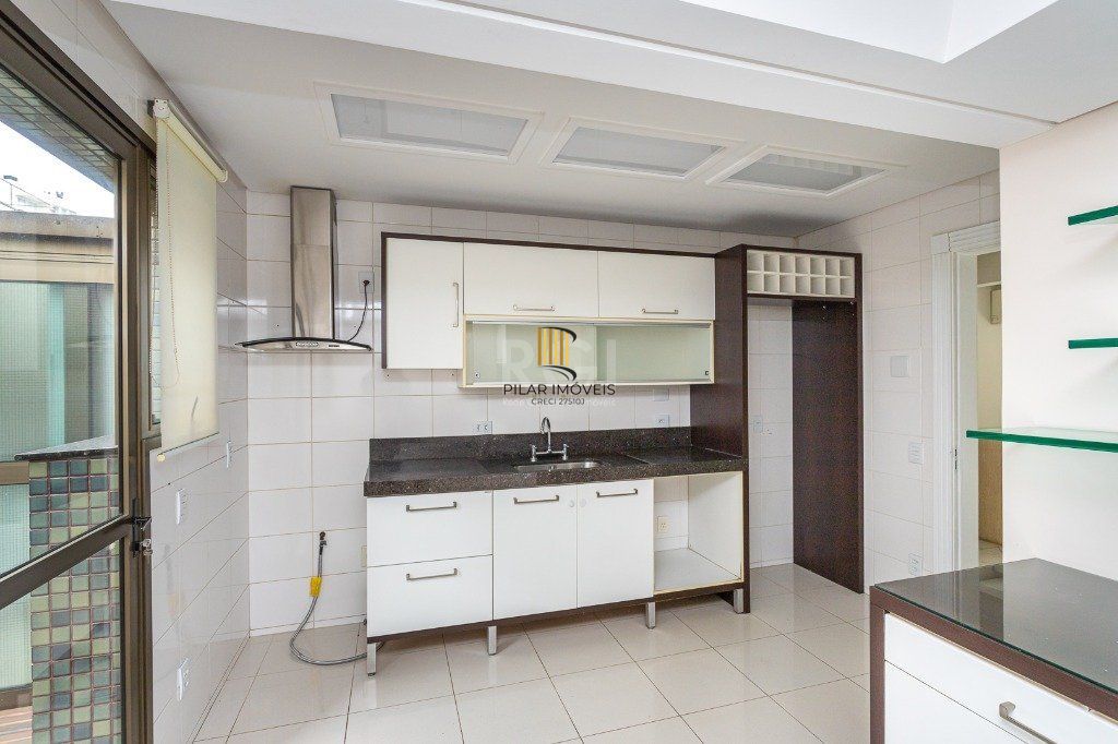 Apartamento para Venda - 141m², 3 dormitórios, sendo 1 suites, 3 vagas - Rio Branco