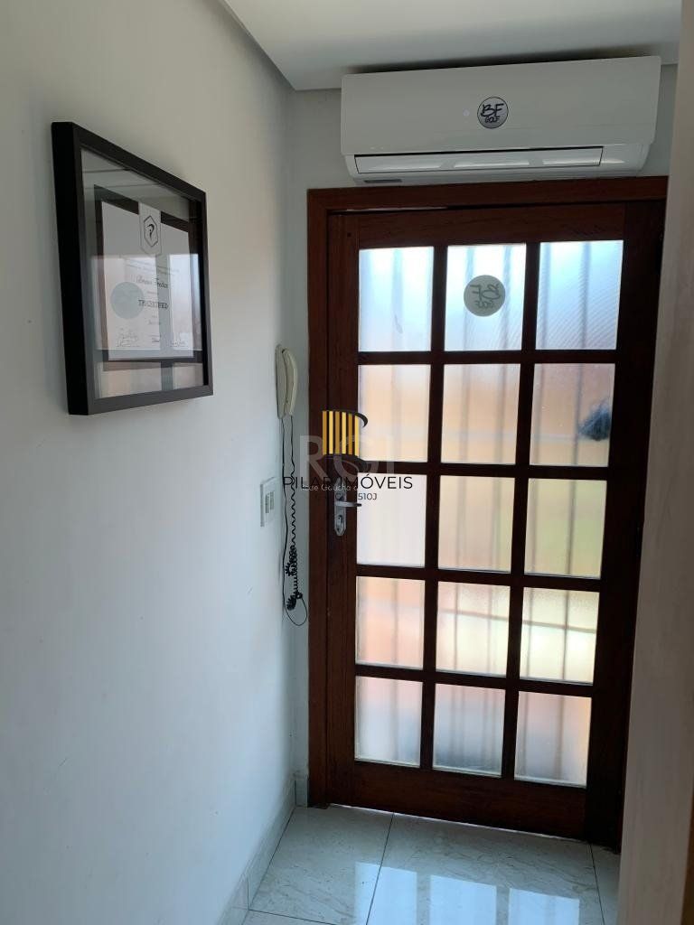 Apartamento JK para Venda - 25m², 0 dormitórios, 1 vaga - Glória