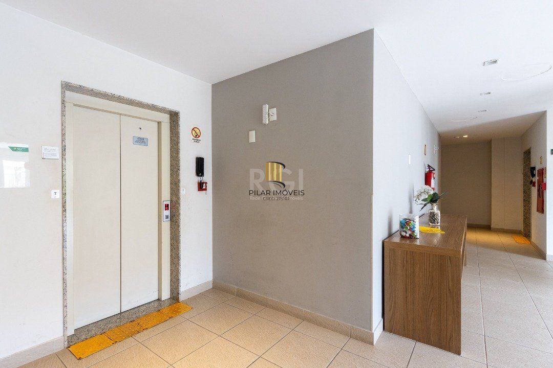 Apartamento de 2 dormitórios vaga e infra