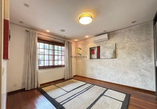 casa sobrado na Medianeira com 4 dormitórios