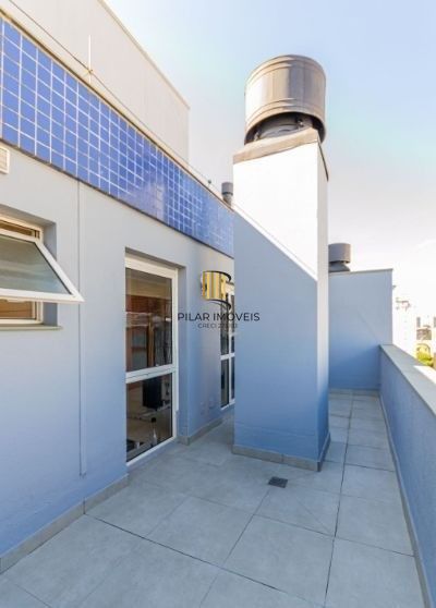 Apartamento na Cidade Baixa de 2 dormitórios e vaga