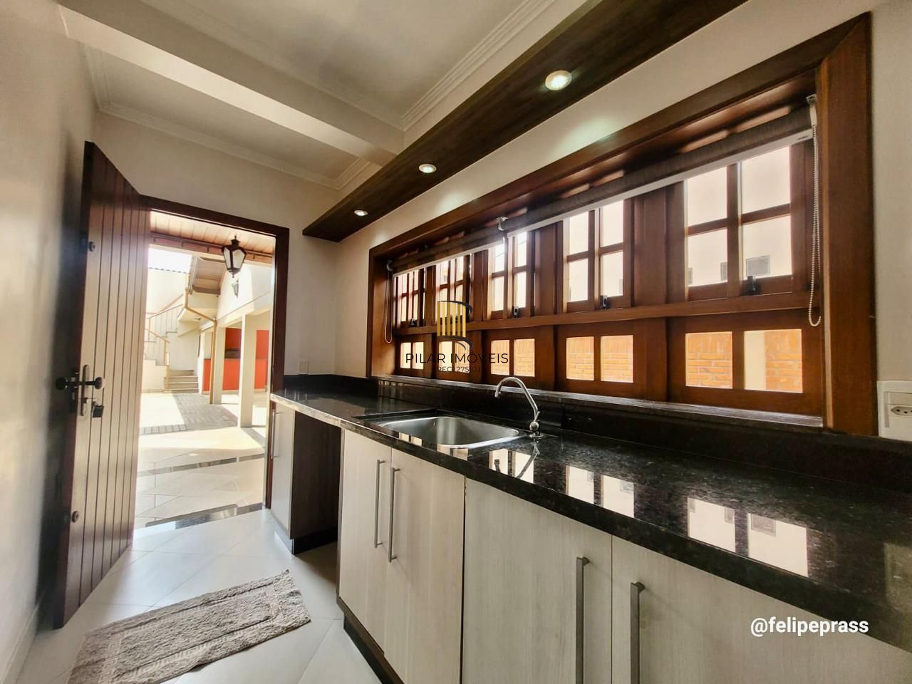 Casa 2 dormitórios no bairro Rio Branco