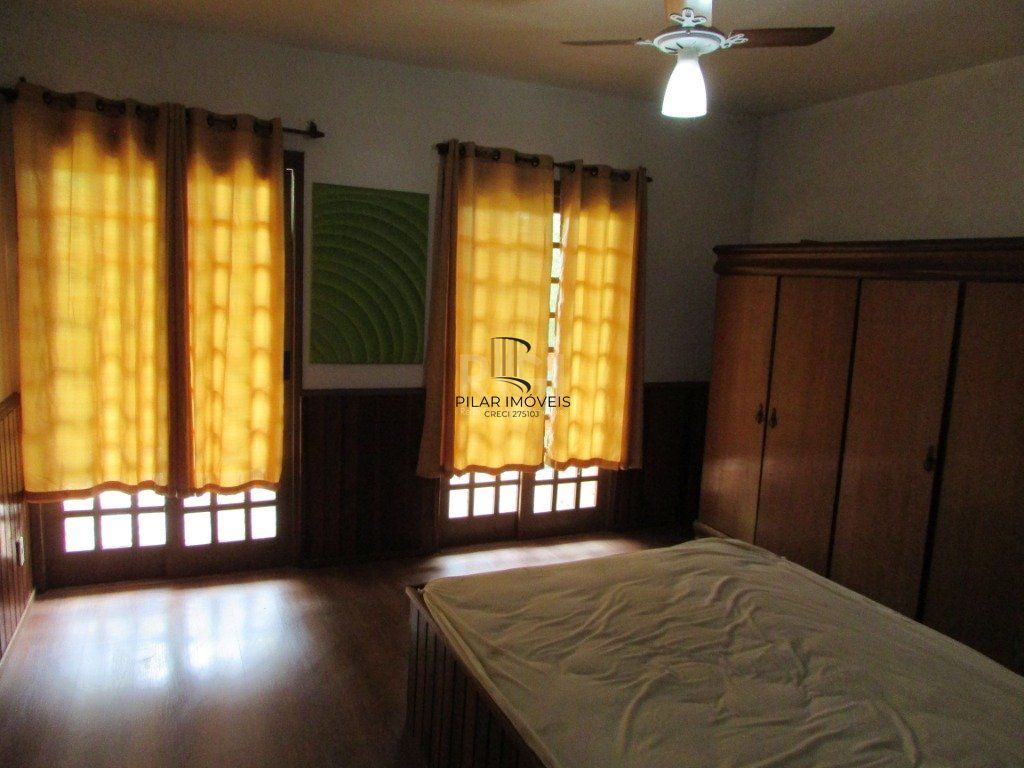 Casa Condominio para Venda - 200m², 3 dormitórios, sendo 1 suites, 4 vagas - São Lucas