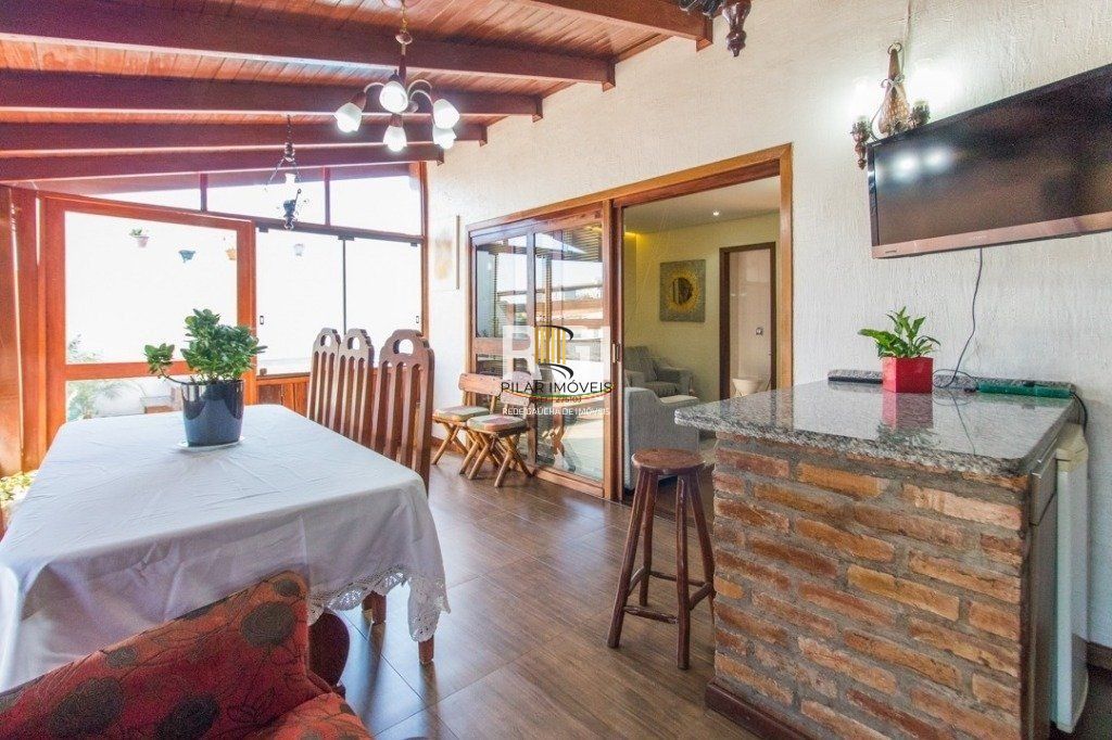 Cobertura para Venda - 170m², 3 dormitórios, 2 vagas - São Sebastião