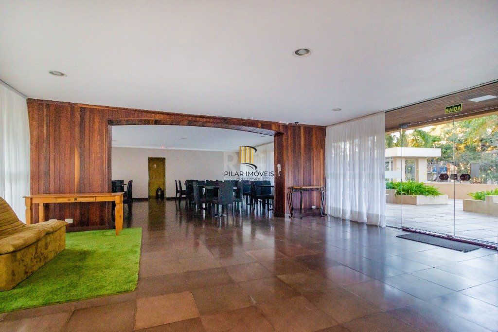 Apartamento para Venda - 138m², 3 dormitórios, sendo 1 suites, 1 vaga - Petrópolis