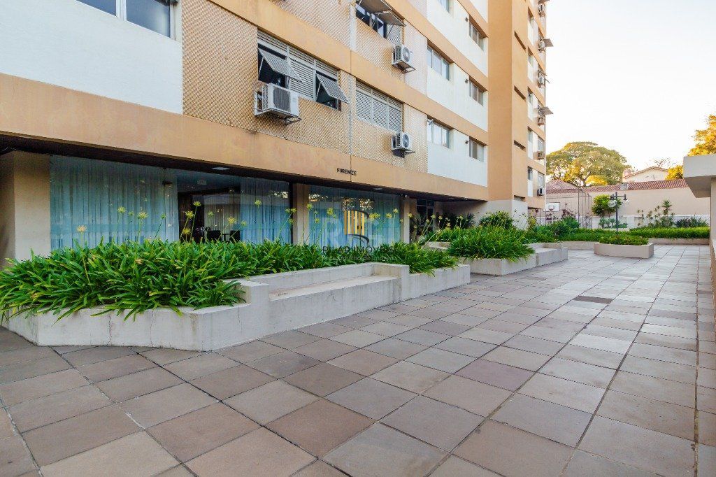 Apartamento para Venda - 138m², 3 dormitórios, sendo 1 suites, 1 vaga - Petrópolis