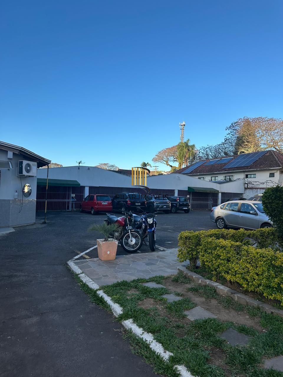 APTO 01 DORMITÓRIO TODO MOBILIADO REFORMADO, 01 VAGA DE GARAGEM