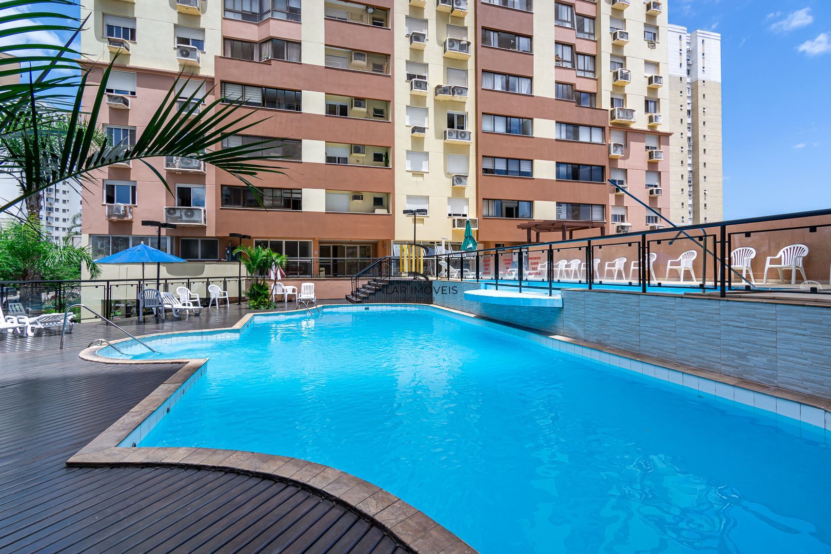 Apartamento 3 dormitórios no bairro Vila Ipiranga