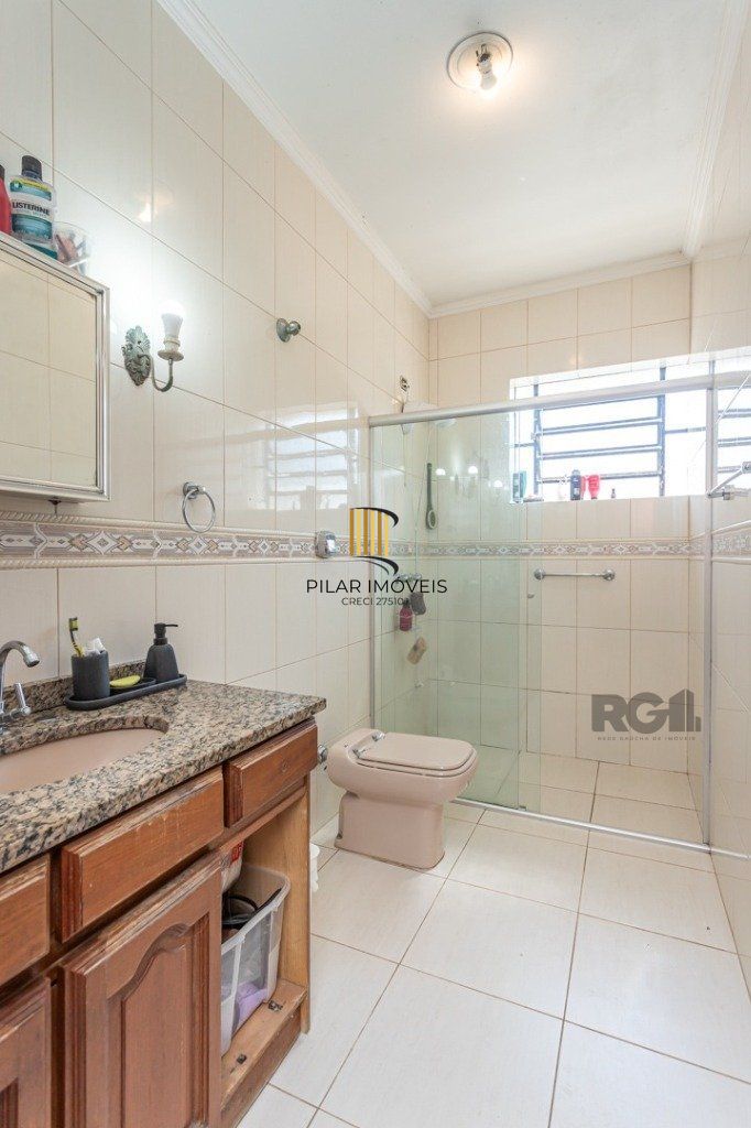 Casa 3 dormitórios no bairro Vila Ipiranga