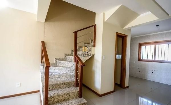 Casa de 3 dormitórios 2 vagas - Parque Santa Fé DESOCUPADO