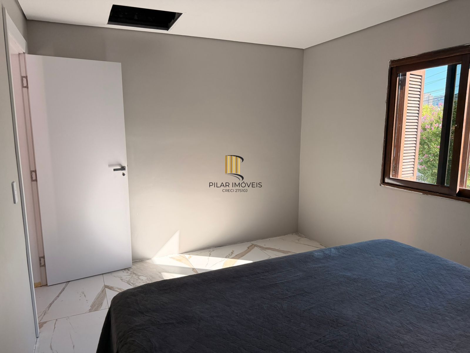 Casa 3 dormitórios no bairro Jardim Carvalho