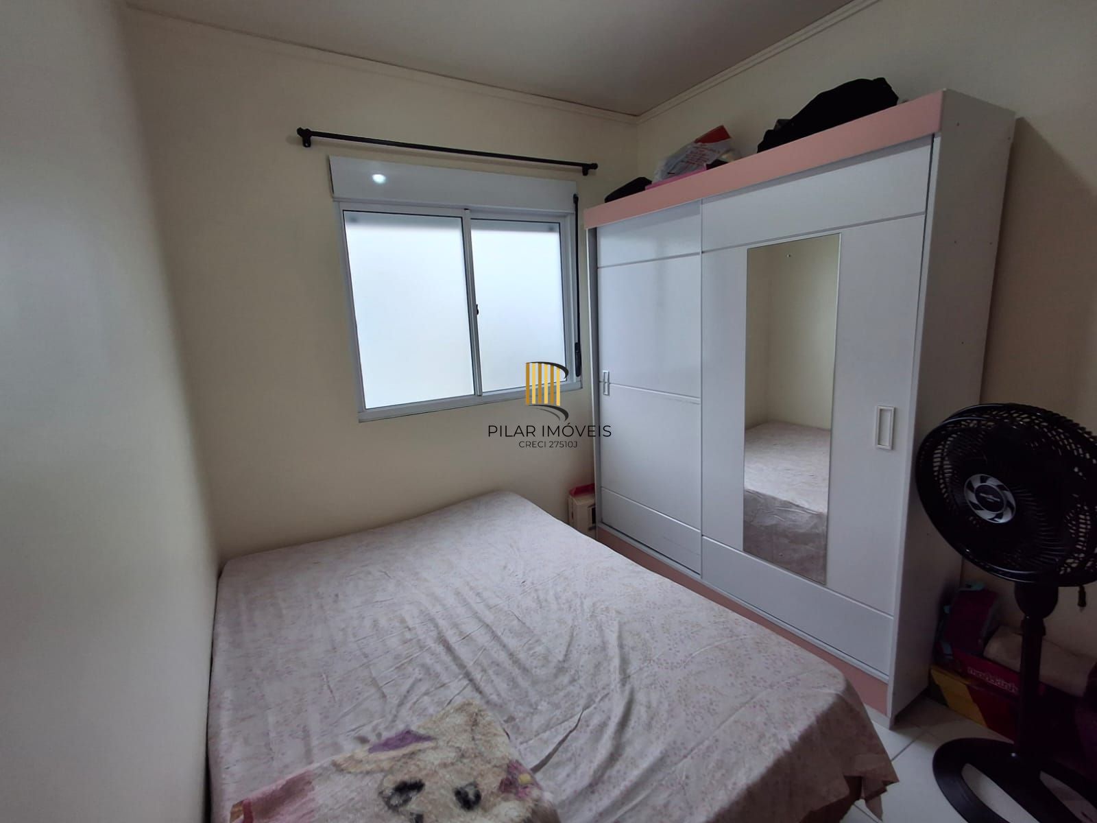 Apartamento 02 dormit com vaga fixa, no bairro Chapéu do Sol, em Porto Alegre