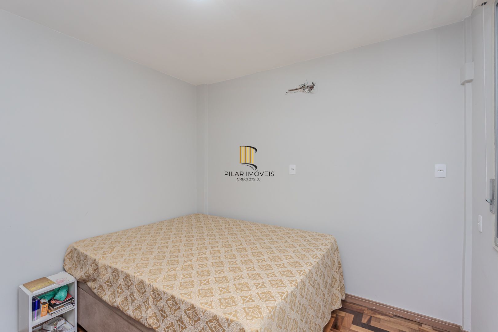 OCASIÃO 3 dormitórios, suíte e vaga, 106m² privativos, por R$ 400 mil