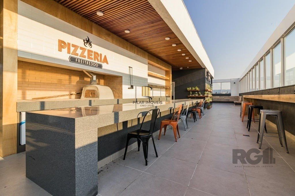 Apartamento no bairro Azenha 1 dormitório 1 vaga - Azenha