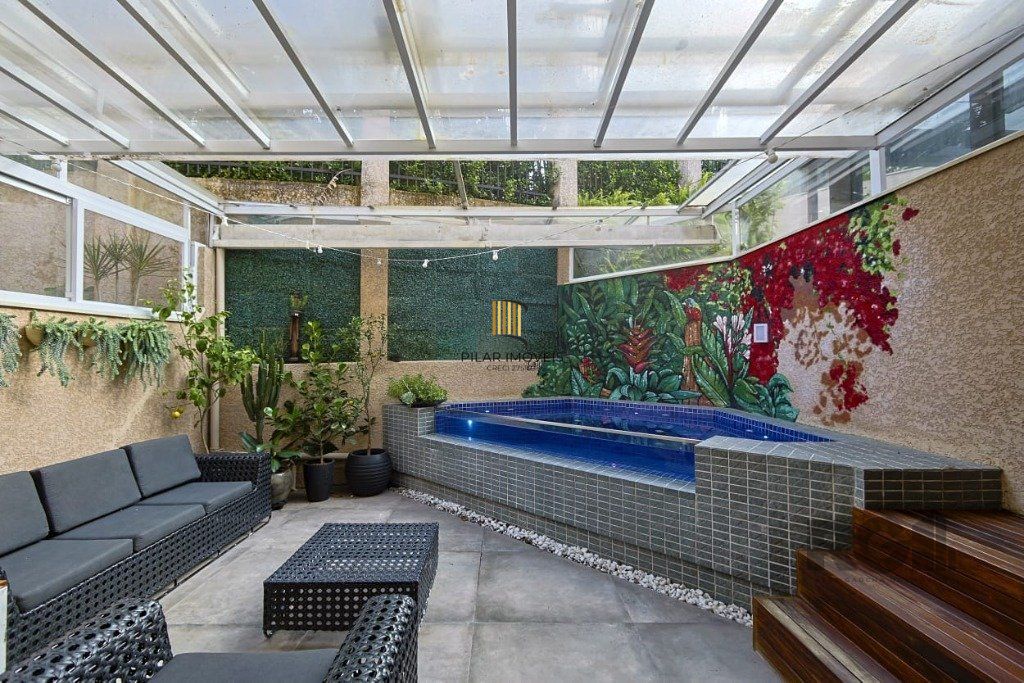 Casa condominio de 3 dormitórios 2 vagas e infra