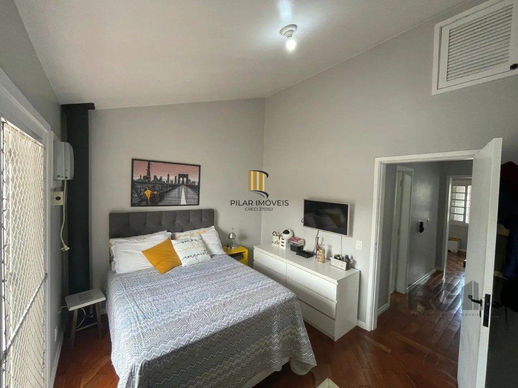 Sobrado 2 dormitórios no bairro Morro Santana