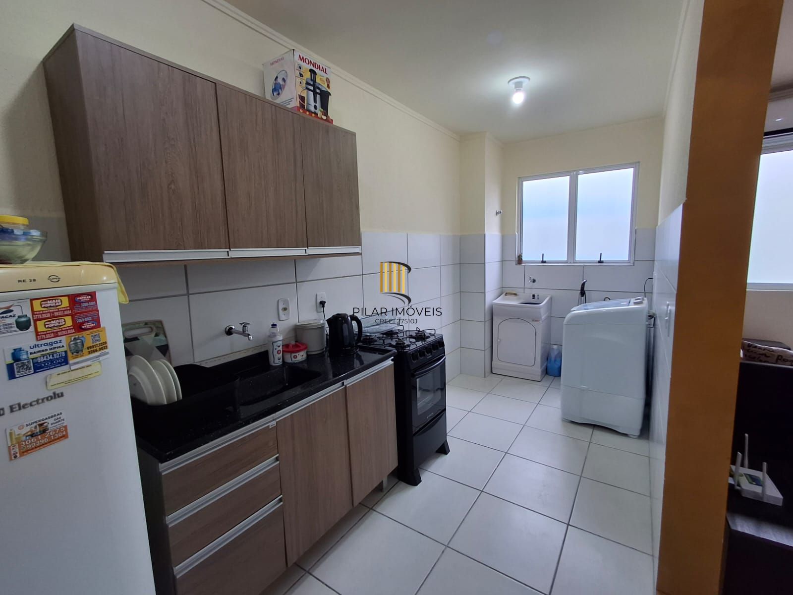 Apartamento 02 dormit com vaga fixa, no bairro Chapéu do Sol, em Porto Alegre