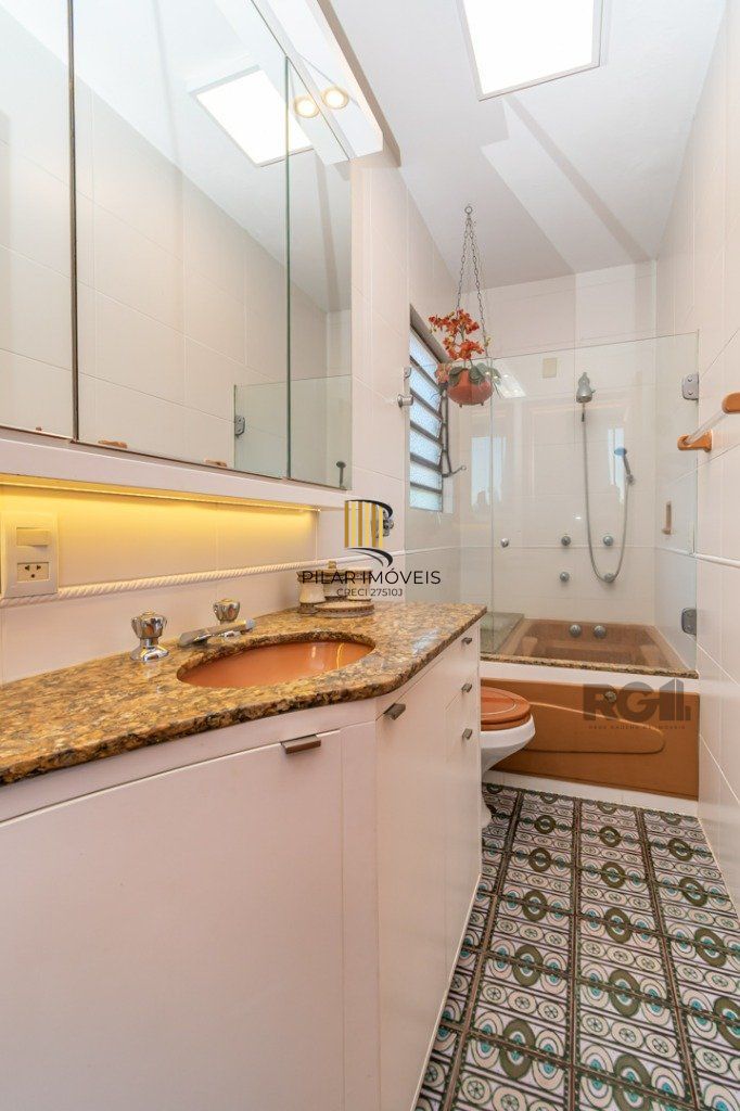 Casa de Condomínio 3 dormitórios no bairro Santa Tereza