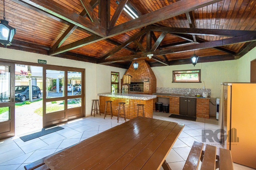 Cobertura no bairro Tristeza de 2 dormitórios e vaga Desocupada