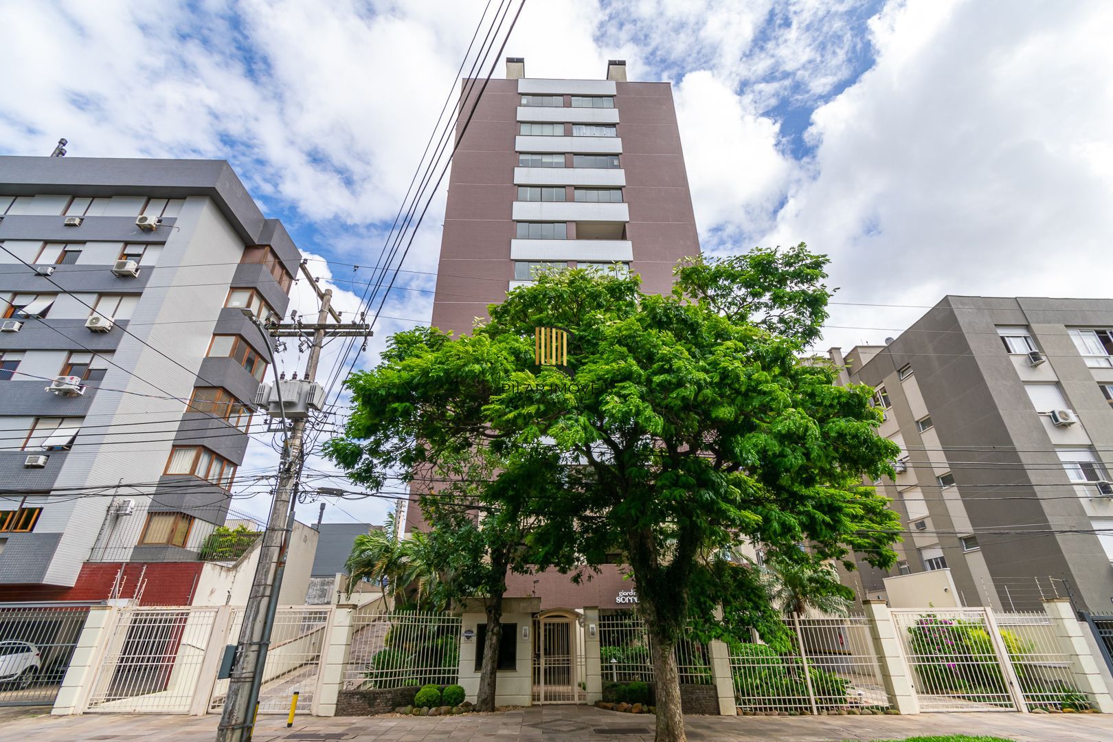 Apartamento impecável, finamente decorado, entrar e morar!