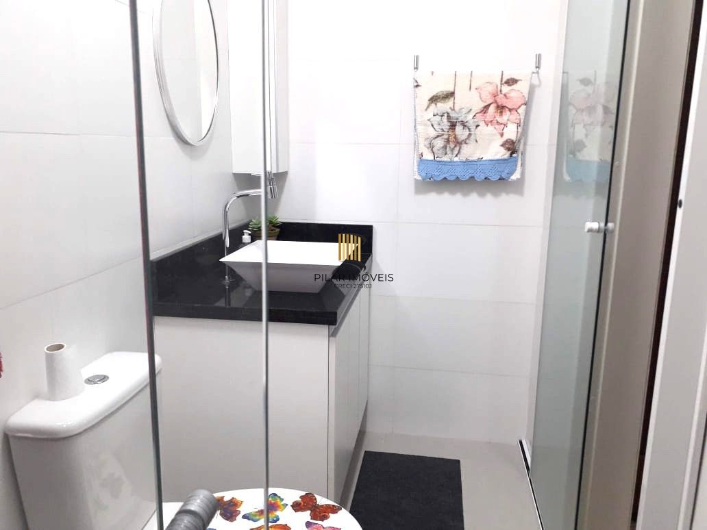 Apartamento MOBILIADO de 1 dormitório no bairro Vila Ipiranga Desocupado