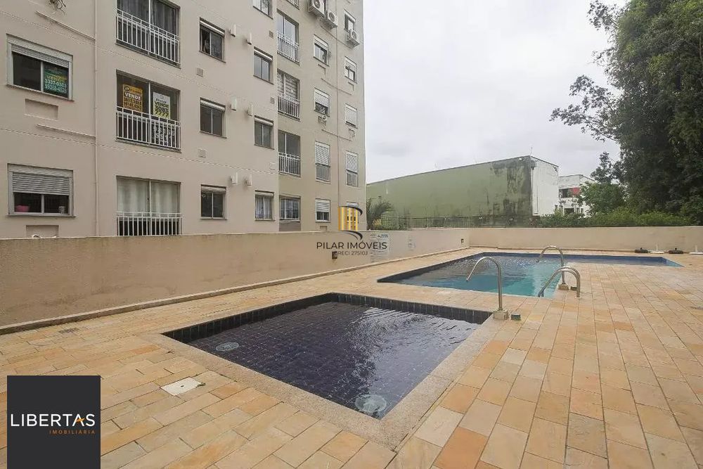 Apartamento de 2 dormitórios, vaga e infra no Jardim Itú