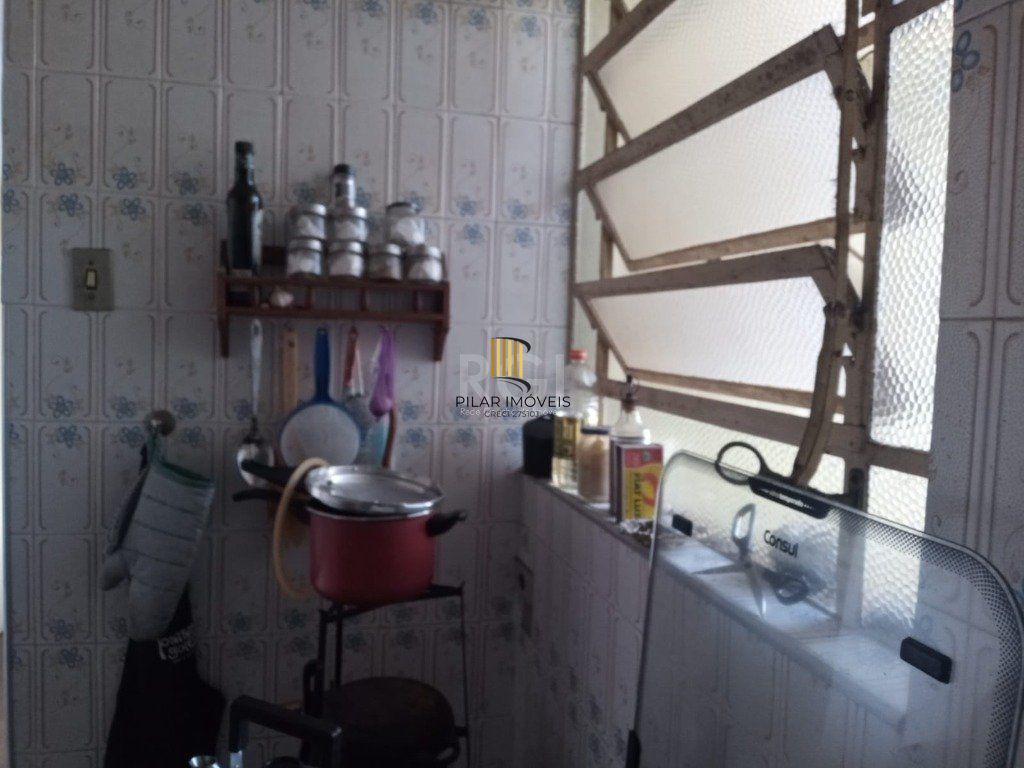 Apartamento no bairro Petrópolis de 3 dormitórios e vaga