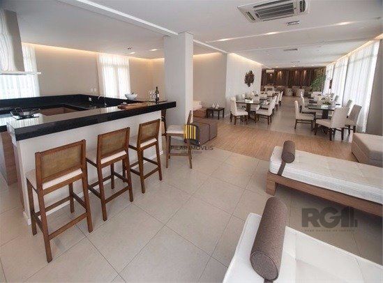 Apartamento de 3 dormitórios e 2 vagas