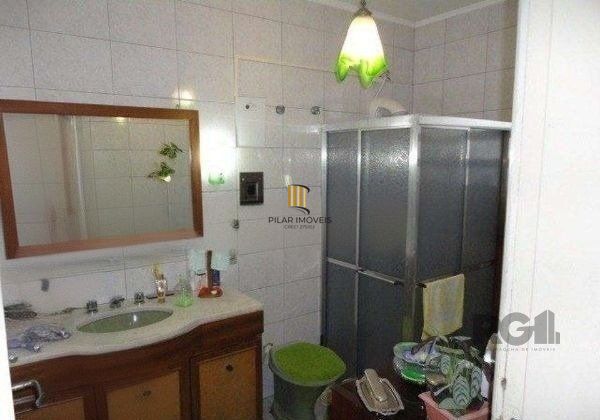 Casa 3 Dormitório(s) Bairro Petrópolis