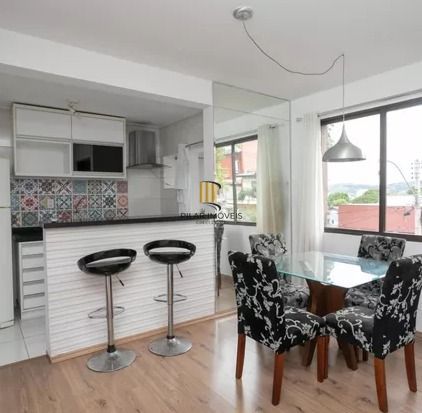 Apartamento de 1 dormitório e 2 vagas
