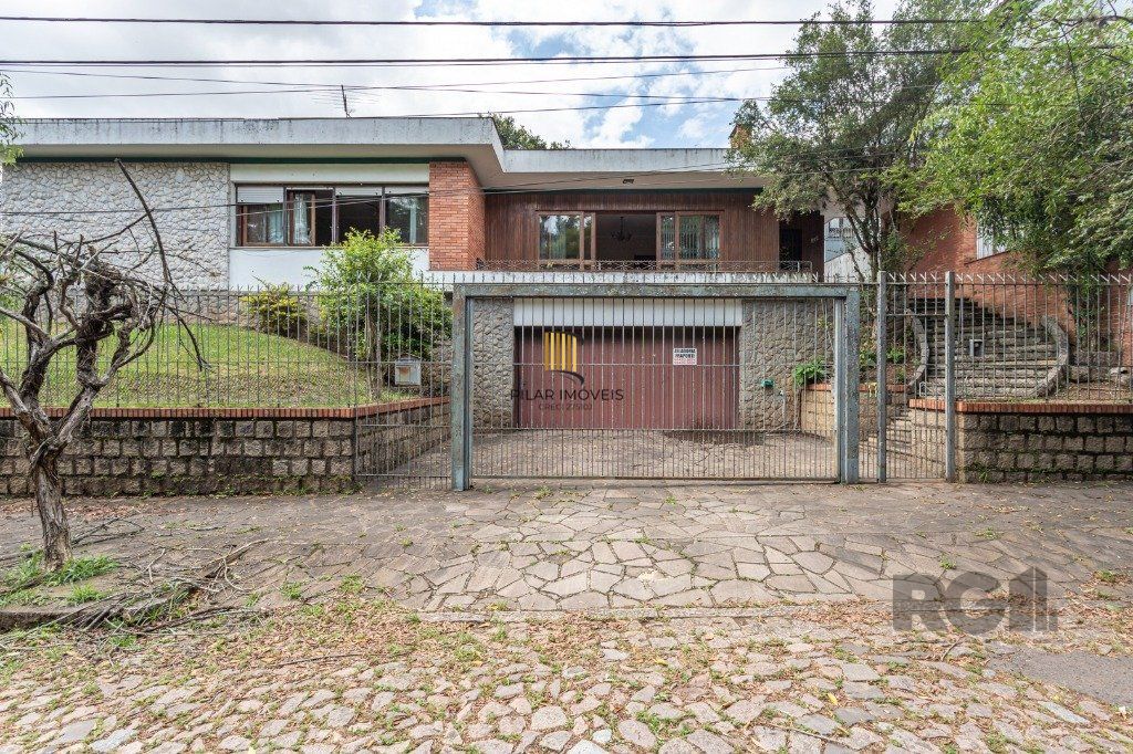 Casa 3 dormitórios no bairro Vila Ipiranga