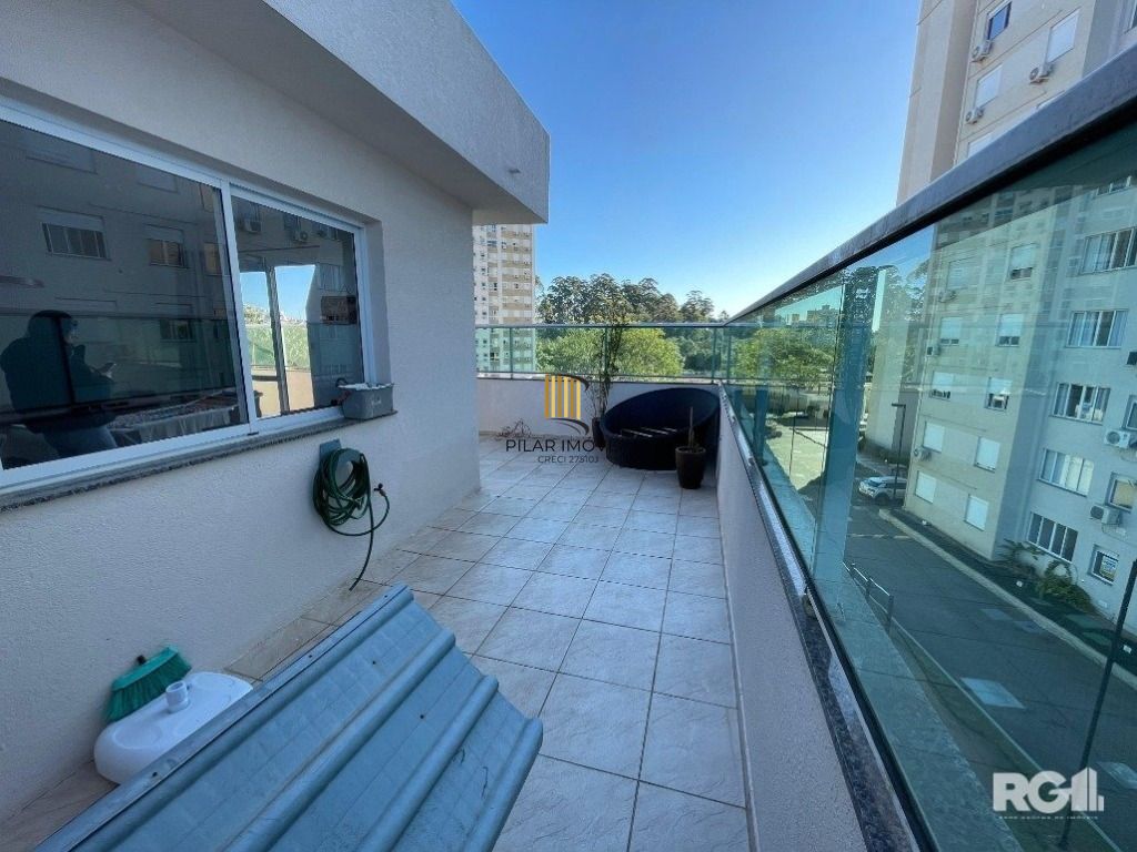 Apartamento Duplex com 3 quartos à venda, 144m²