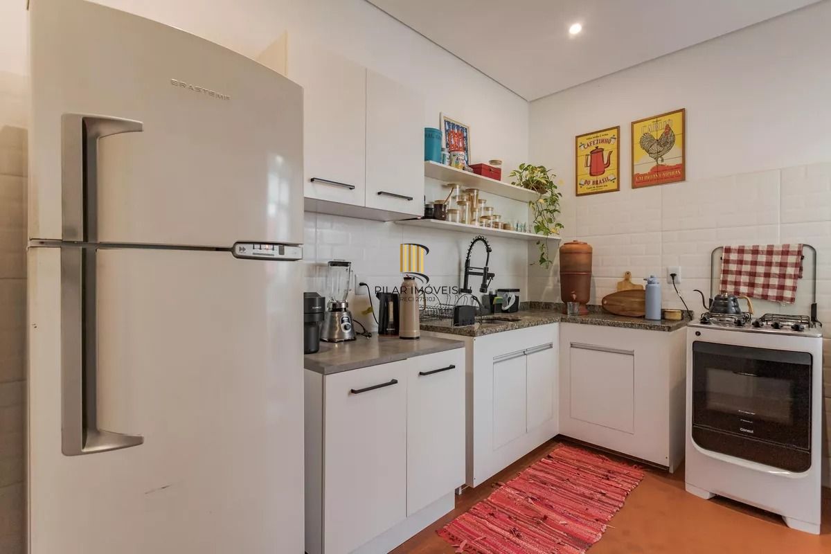 Apartamento no bairro Independência de 3 dormitórios