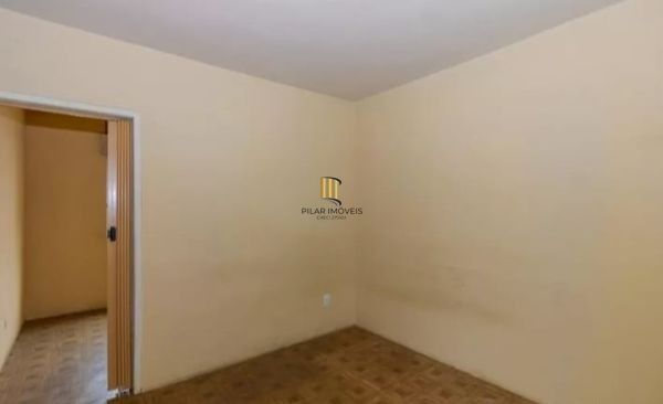 Apartamento de 2 dormitórios e vaga DESOCUPADO