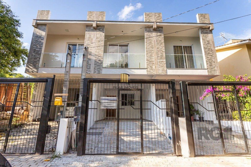 Casa Sobrado NOVO de 3 dormitórios 2 vagas