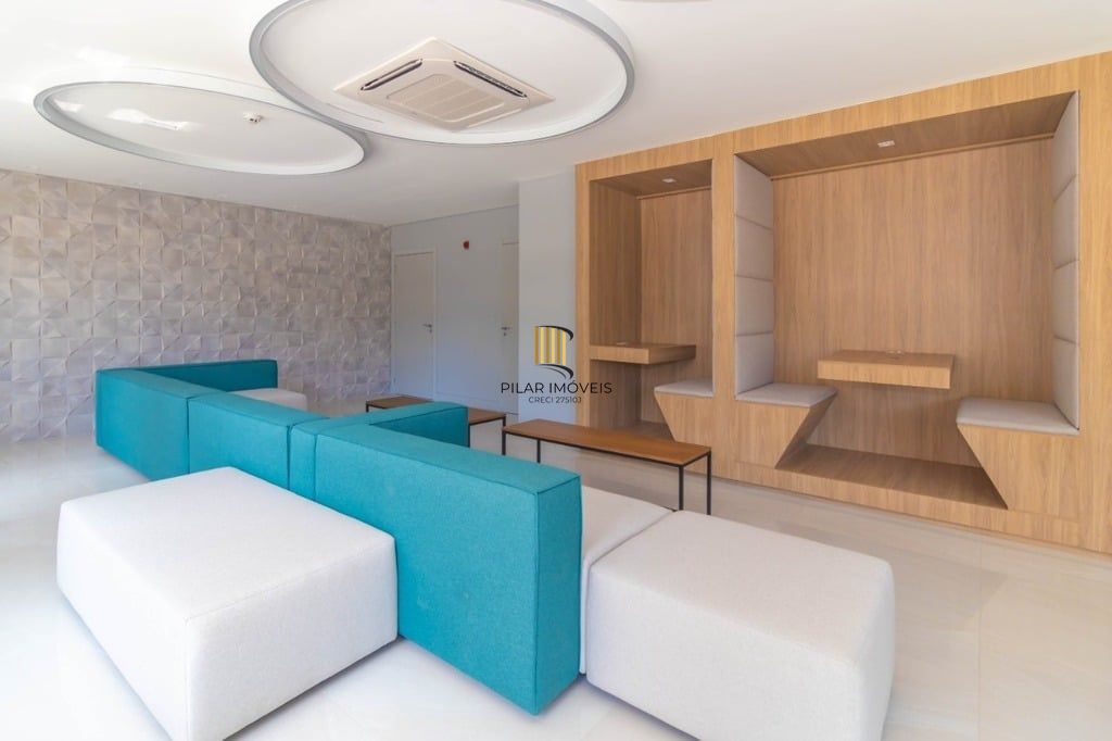 Apartamento no Partenon de 1 dormitório e vaga DESOCUPADO