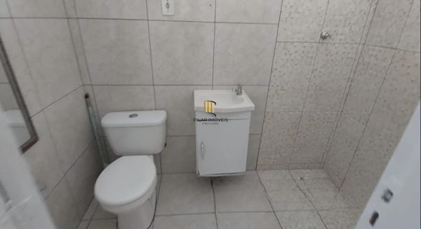 Casa sobrado na Hípica de 4 dormitórios e 2 vagas