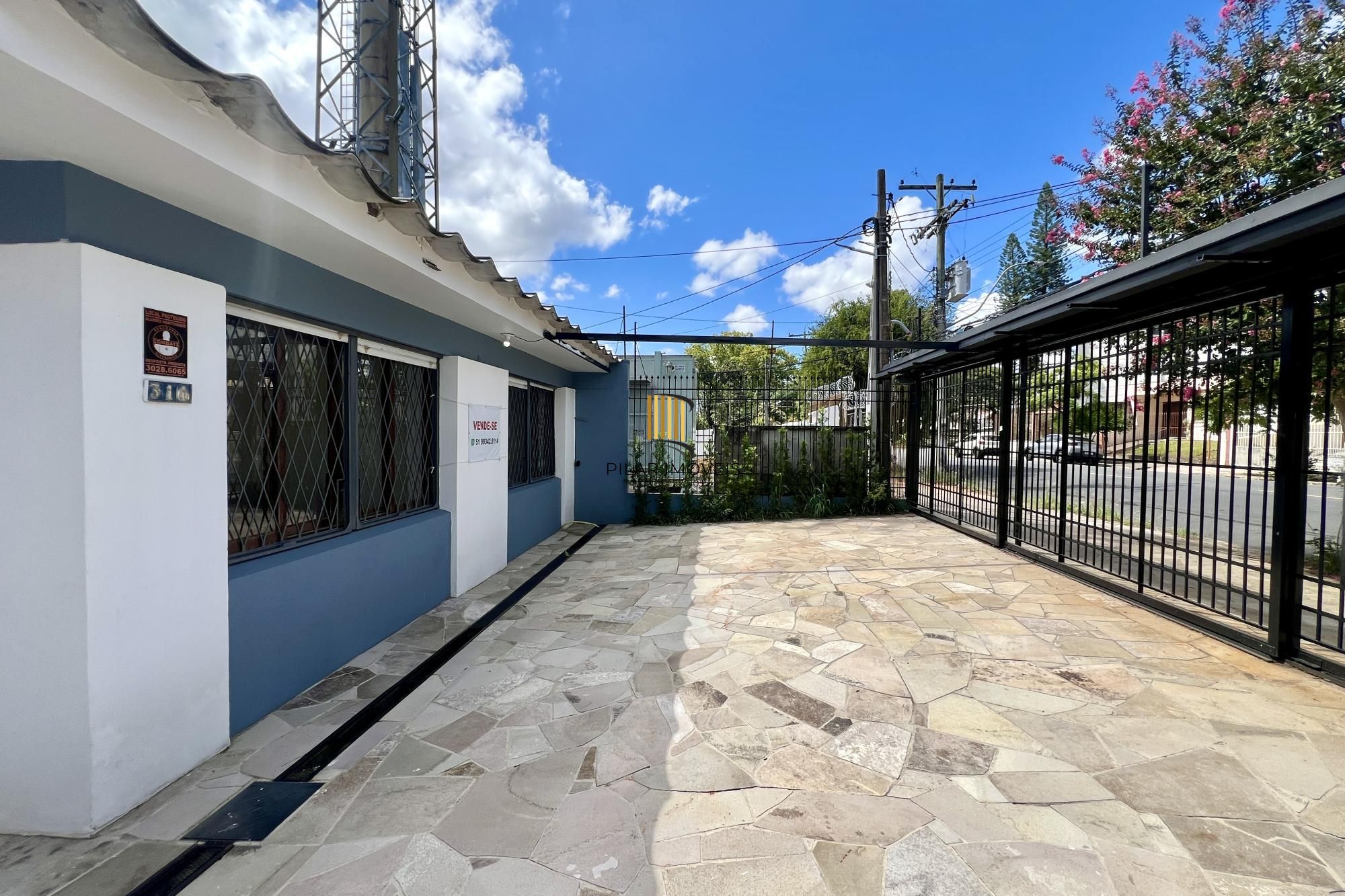 Casa 3 dormitórios no bairro Vila Ipiranga