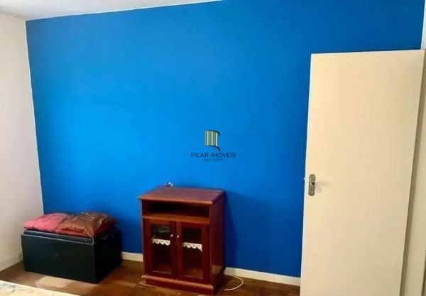 Apartamento no Petrópolis de 2 dormitórios e 2 vagas