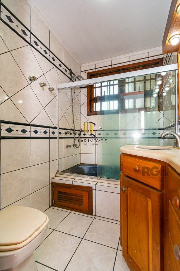 Casa sobrado na zona norte de 3 dormitórios 3 vagas e piscina