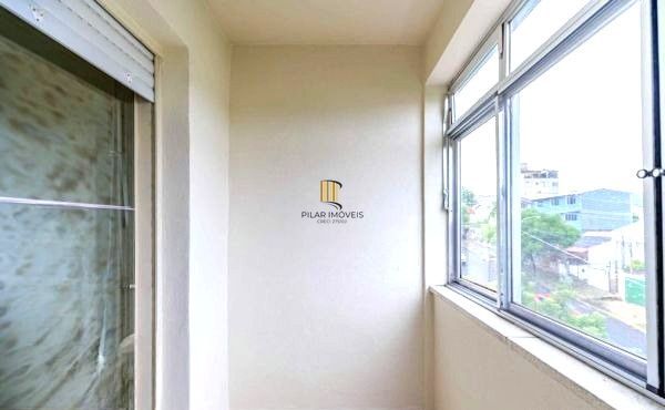 Apartamento na Medianeira de 2 dormitórios e vaga