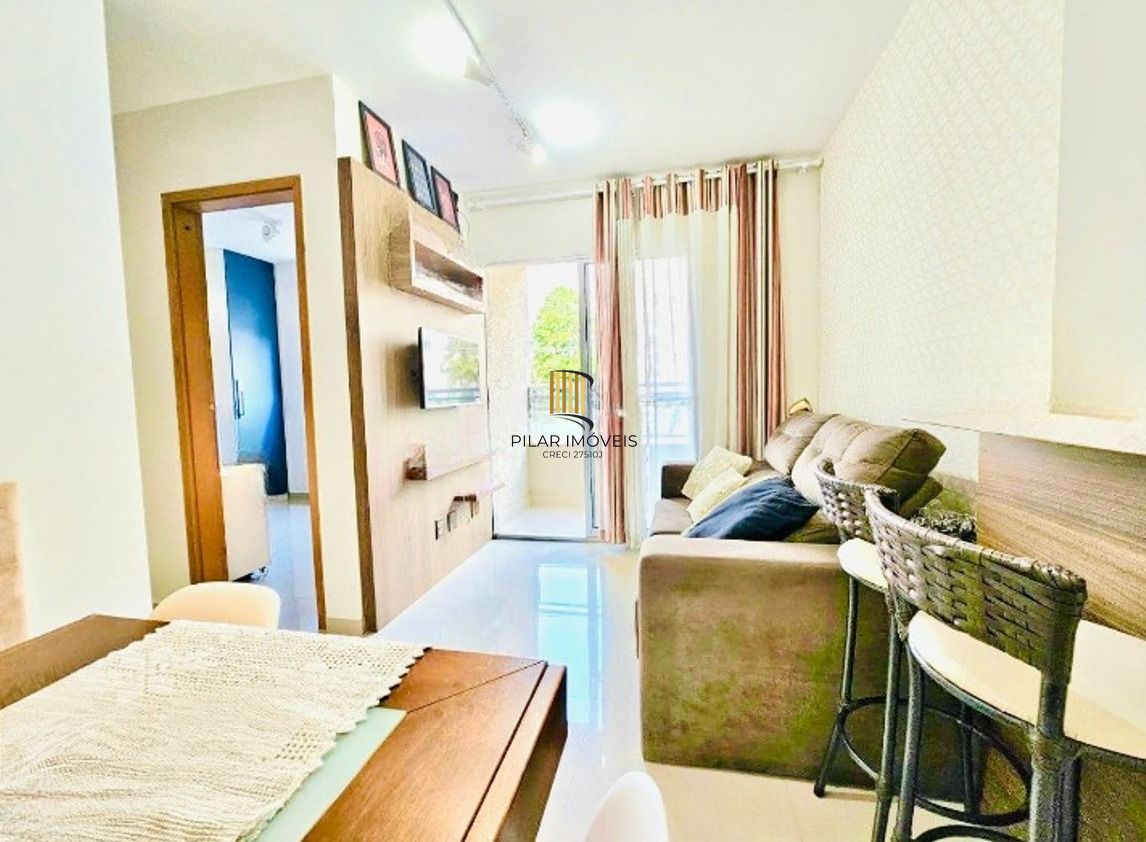 Apartamento no Porto Cruzeiro de 2 dormitórios vaga e infra